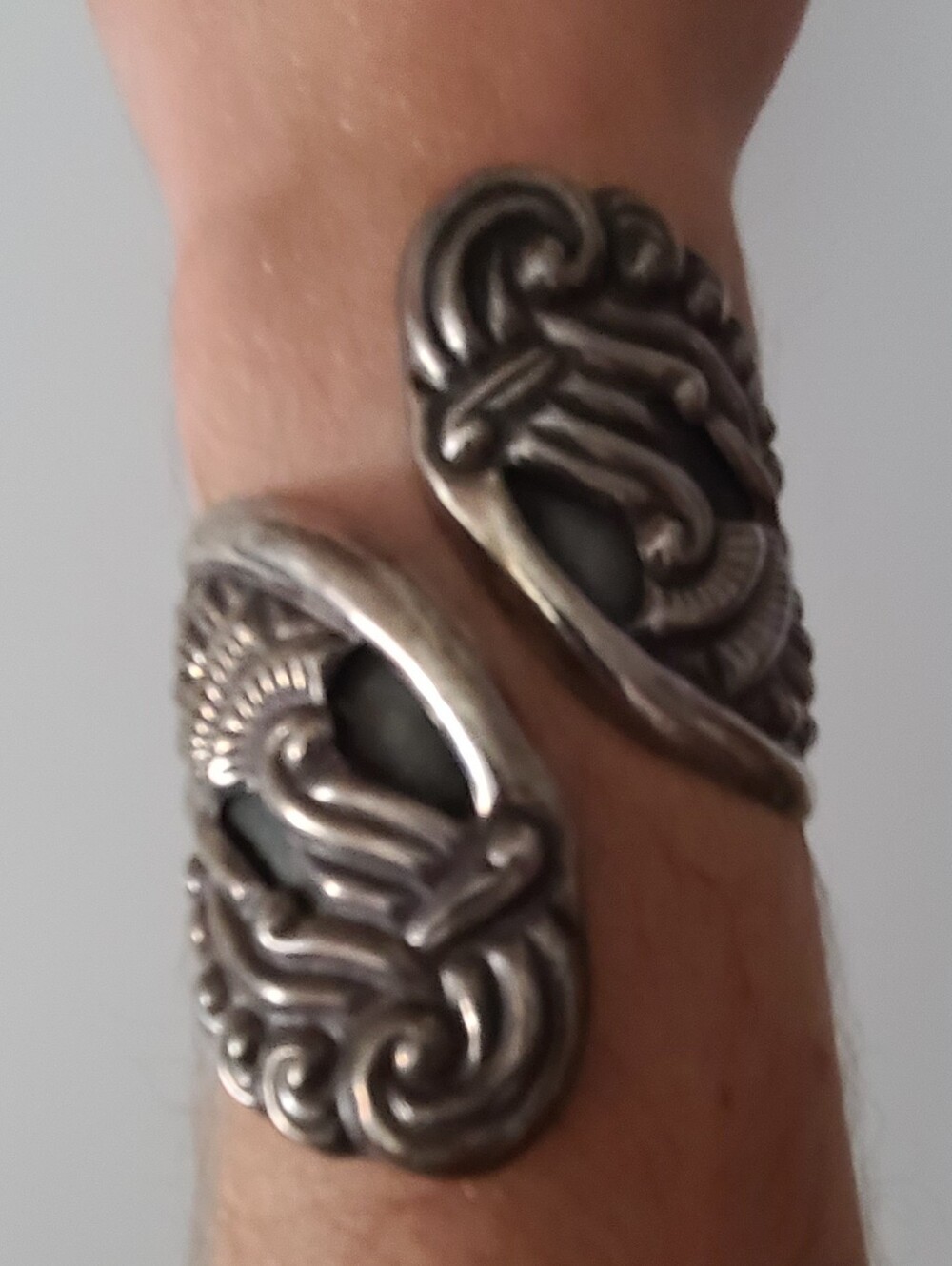 Antique Vtg 95.8% Silver Repousse Art Deco Clamper Wrap Bracelet Taxco Mexico